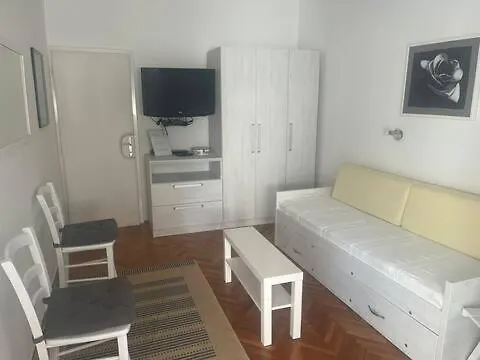 Apartments Lovorka Barbat na Rabu