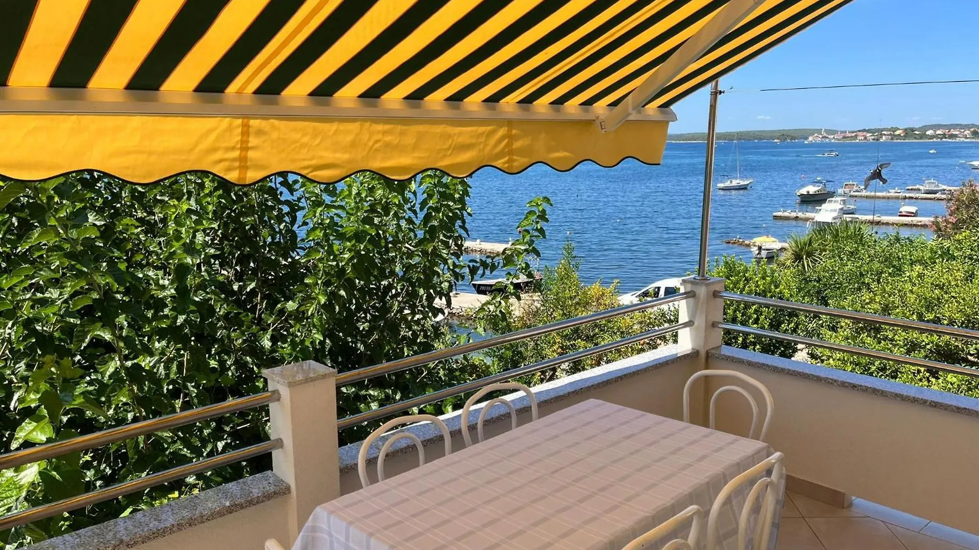 Apartments Lovorka Barbat na Rabu Croatia